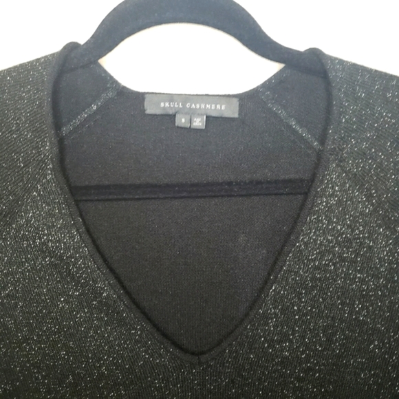 SKULL CASHMERE Tyrone Cutout Sleeve Cashmere Blend Sweater - Picture 3 of 9